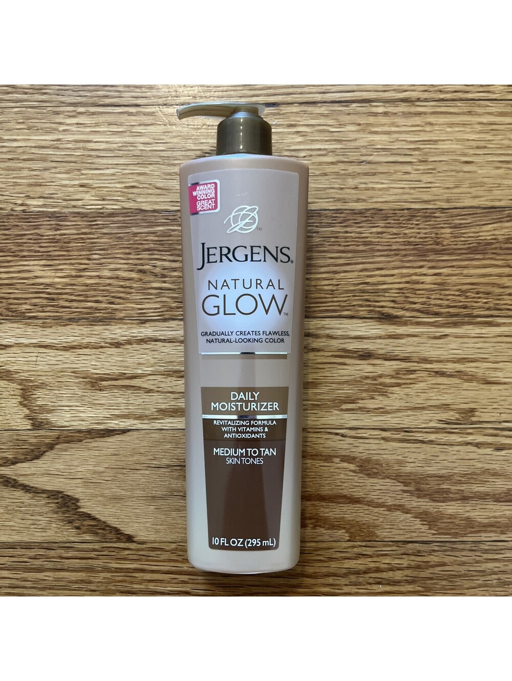 Jergens Natural Glow Self Tanner Body Lotion, Sunless Tanning, Medium to Deep Sk